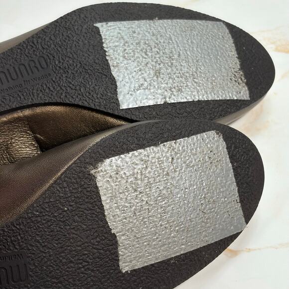 Munro American Bronze Leather Flats Women’s 8N USA Made Slip On Ruffle Toe - Picture 4 of 15